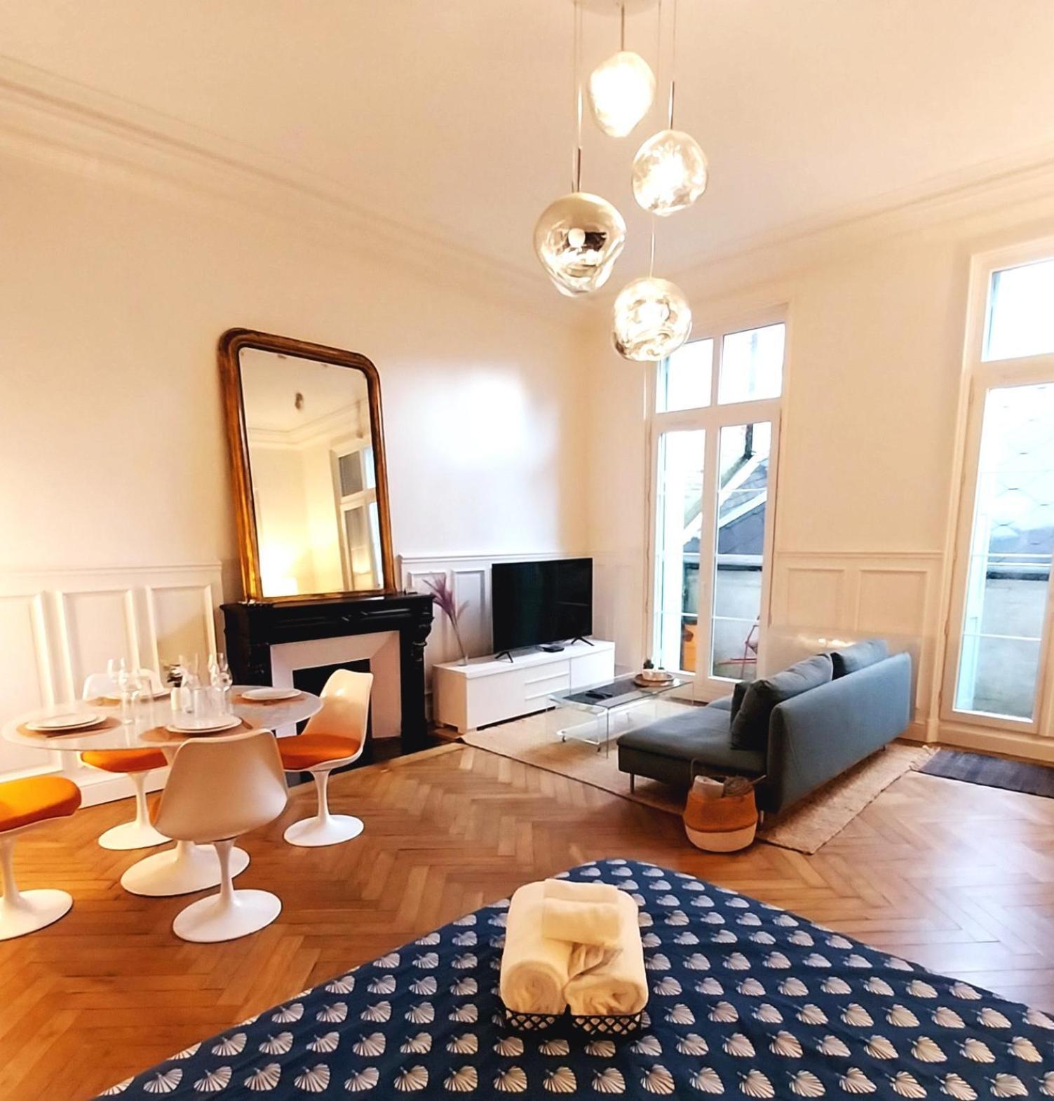 Le Carre Bleu - Studio Confort - Centre-Ville دْييب المظهر الخارجي الصورة